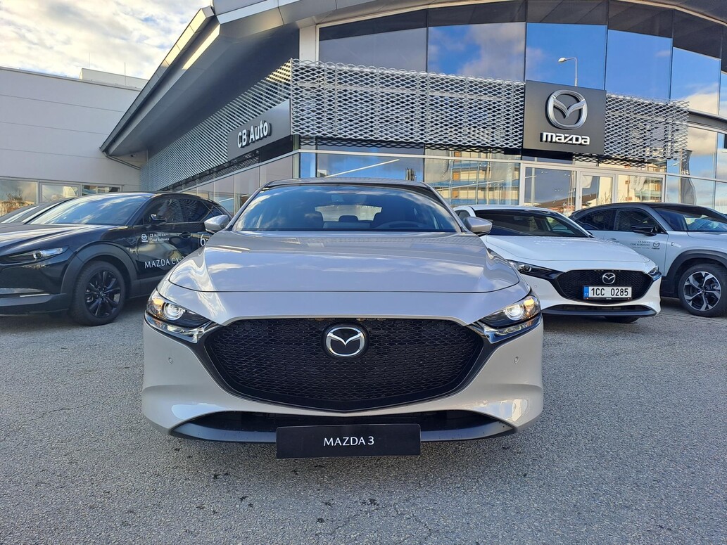 Mazda 3, Centre-line