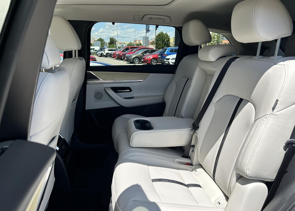 Mazda CX-80, Takumi Plus