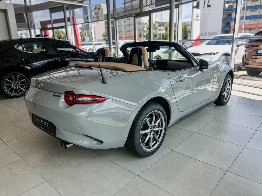 Mazda MX-5, KAZARI