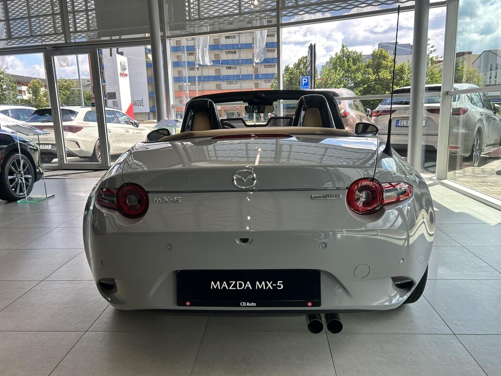 Mazda MX-5, KAZARI