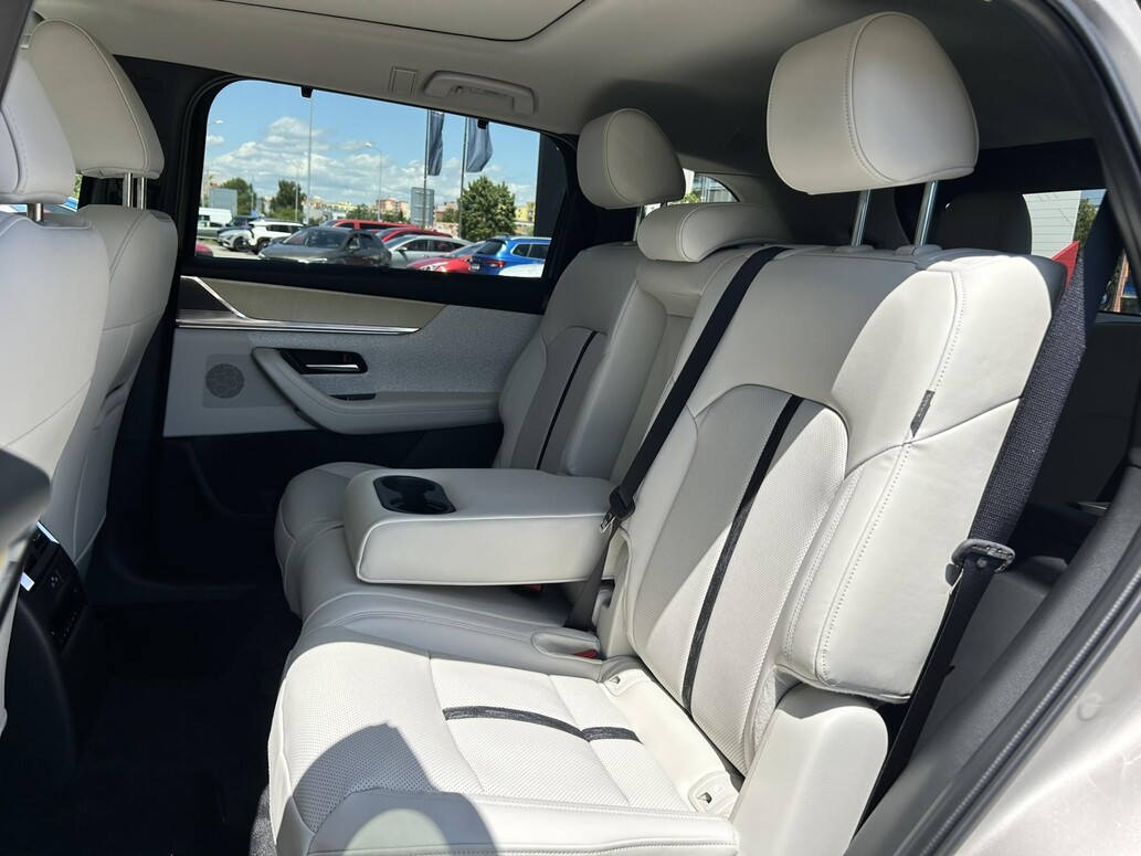 Mazda CX-80, Takumi Plus