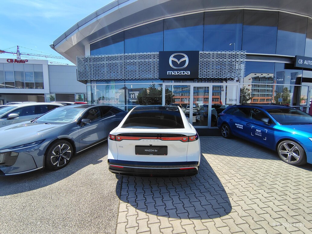 Mazda 6e, TAKUMI PLUS