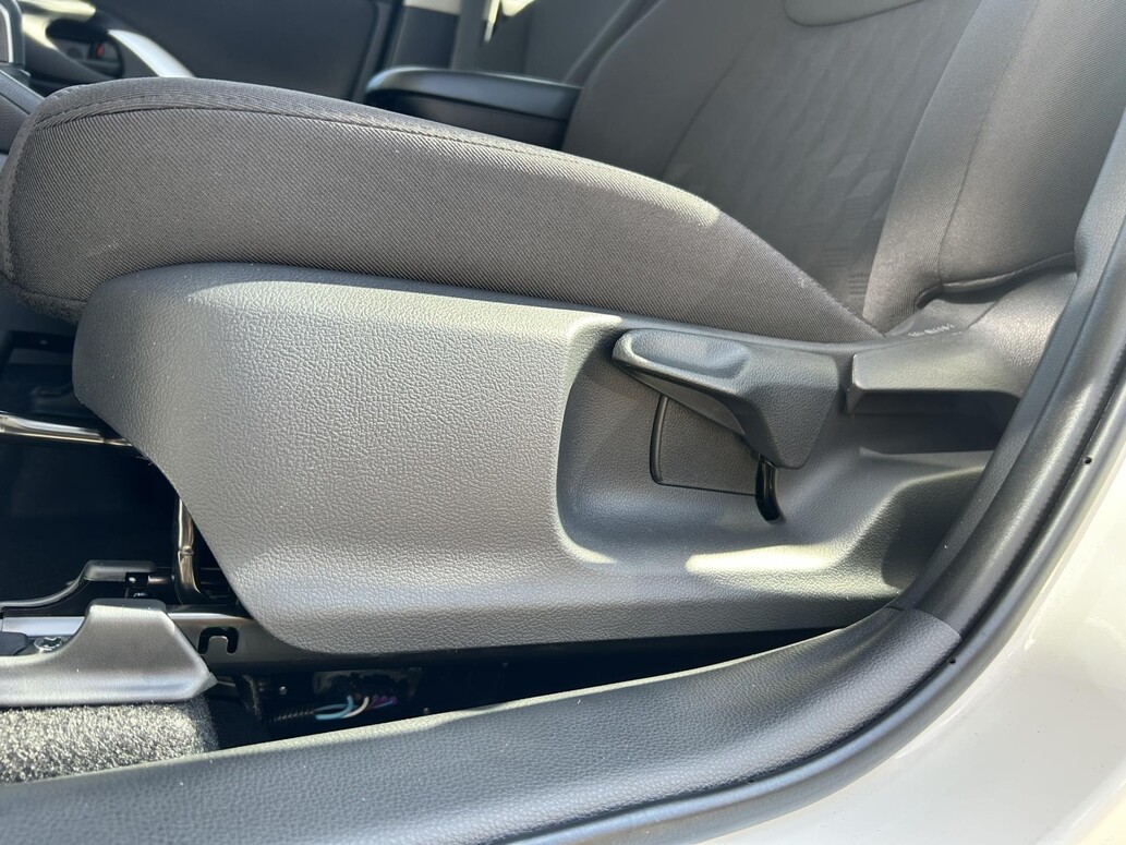 Mazda 2, Center-Line