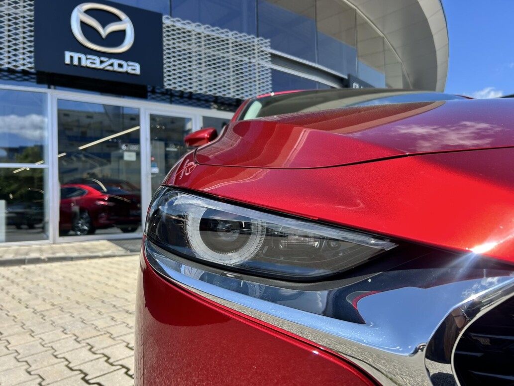 Mazda 3, Exclusive-Line