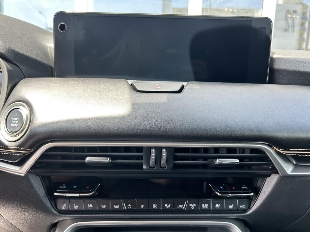 Mazda CX-80, Homura Plus