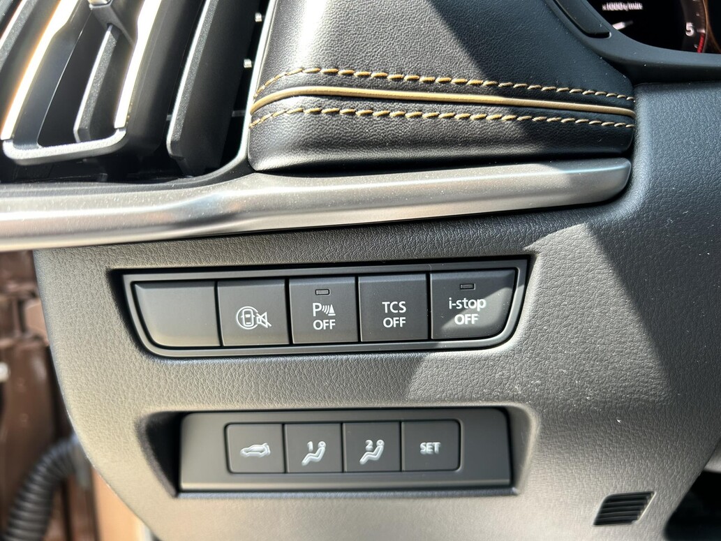 Mazda CX-80, Homura Plus