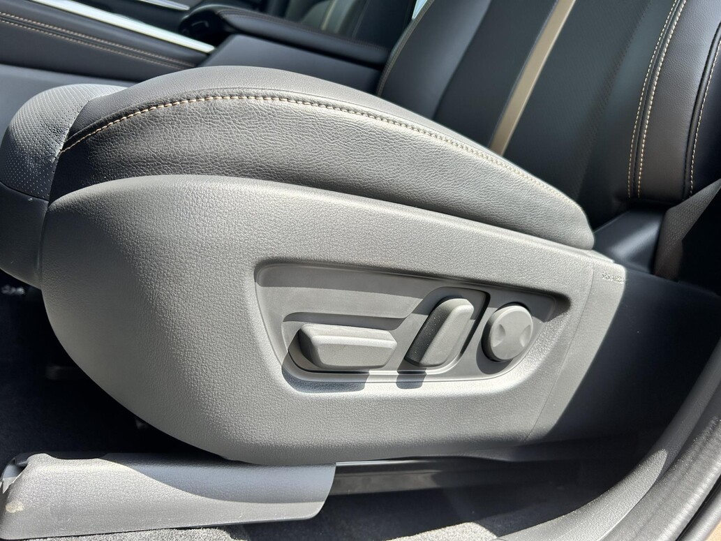 Mazda CX-80, Homura Plus