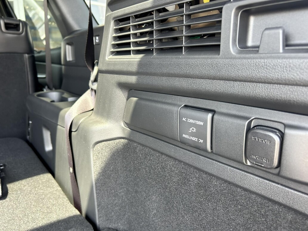 Mazda CX-80, Homura Plus