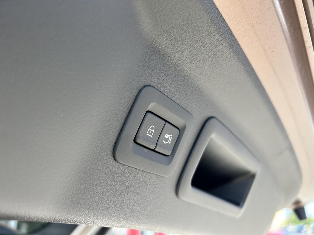 Mazda CX-80, Homura Plus