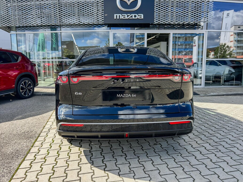 Mazda 6e, Takumi Plus