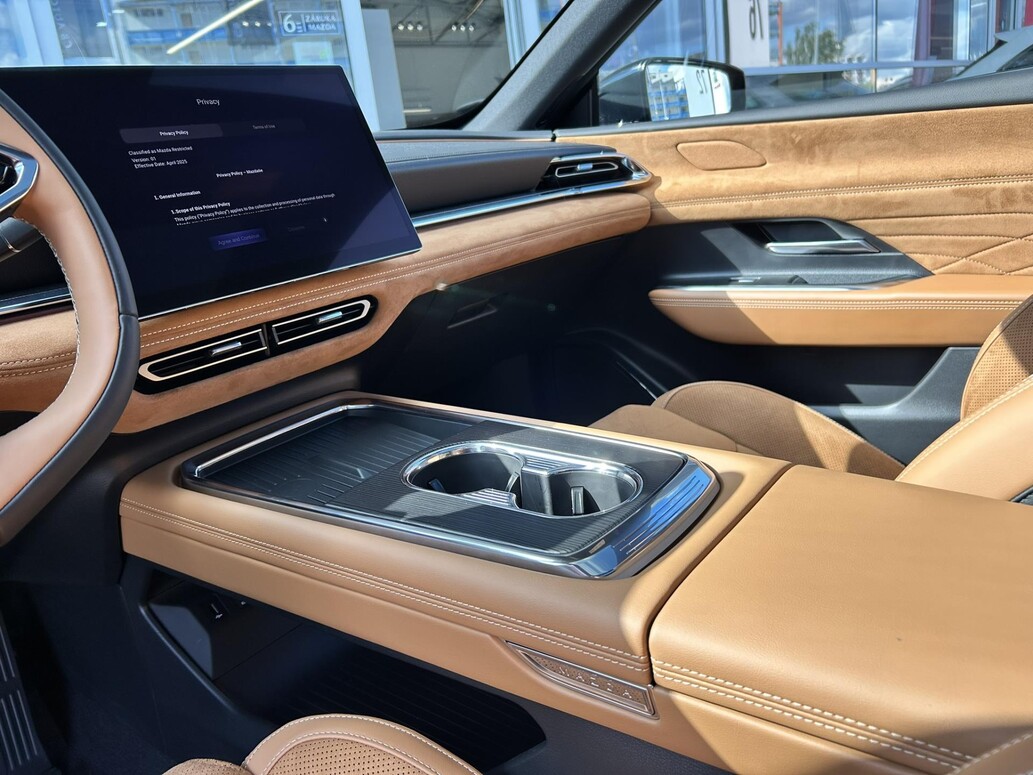 Mazda 6e, Takumi Plus