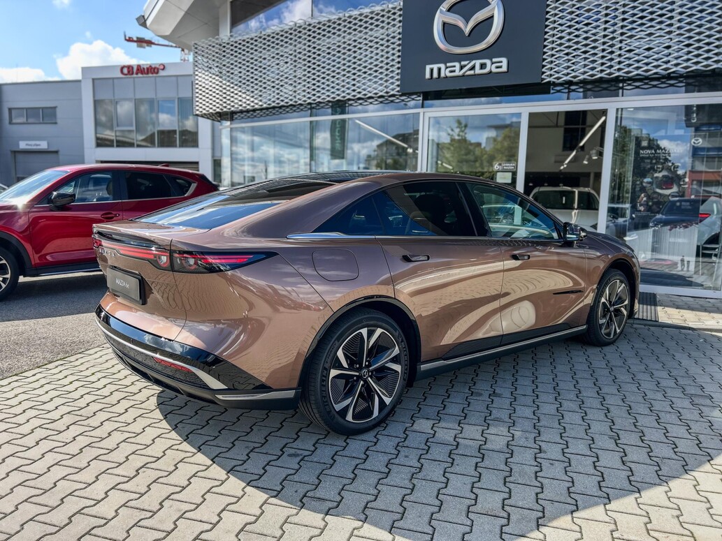 Mazda 6e, Takumi Plus