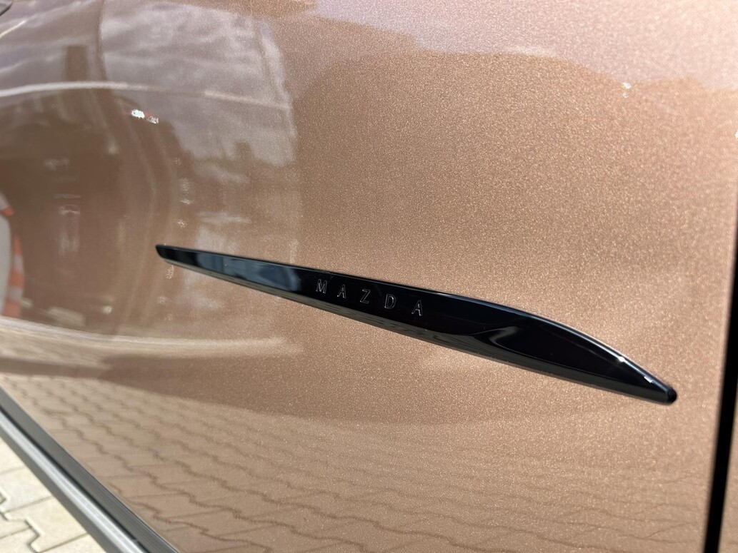 Mazda 6e, Takumi Plus