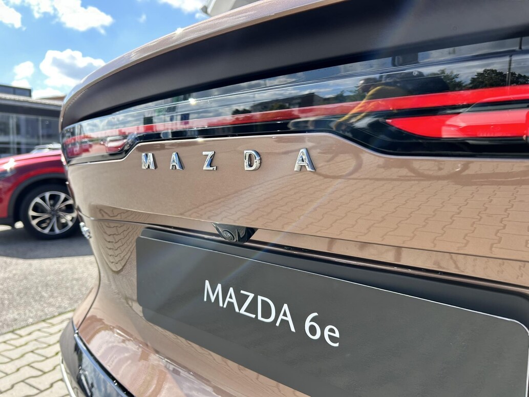 Mazda 6e, Takumi Plus