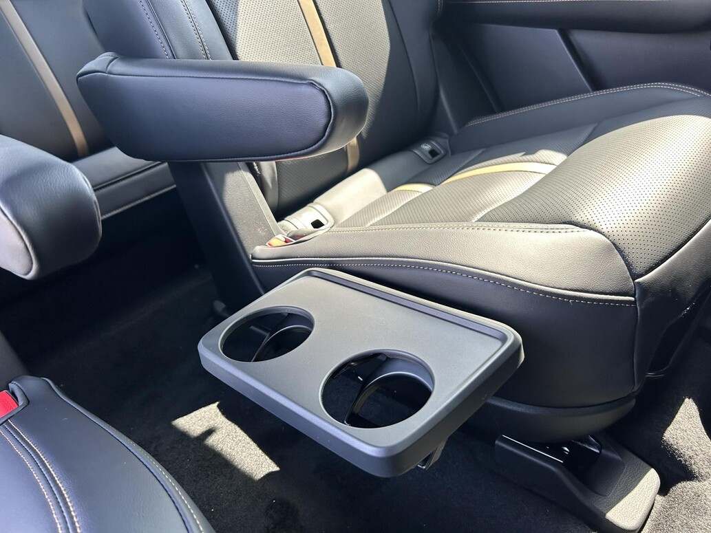 Mazda CX-80, Homura Plus CAHO