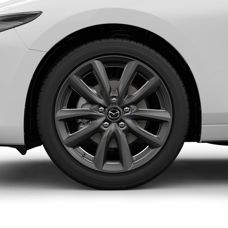 Mazda 3, CENTRE LINE