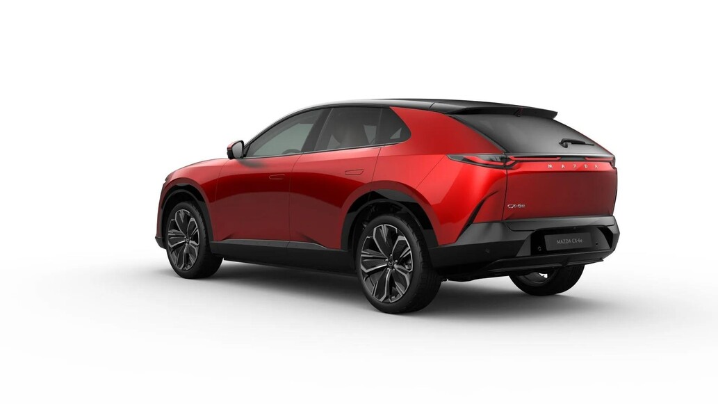 Mazda CX-6e, TAKUMI PLUS