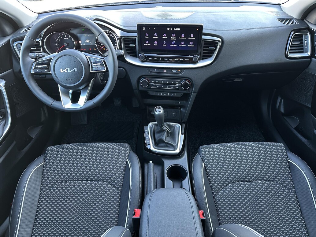 KIA XCeed, EXCLUSIVE