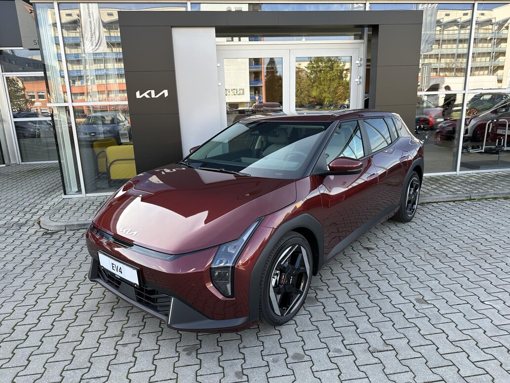 KIA EV4