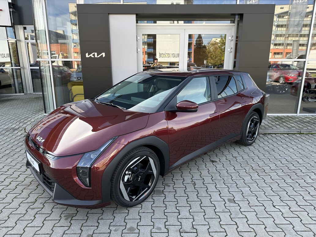 KIA EV4