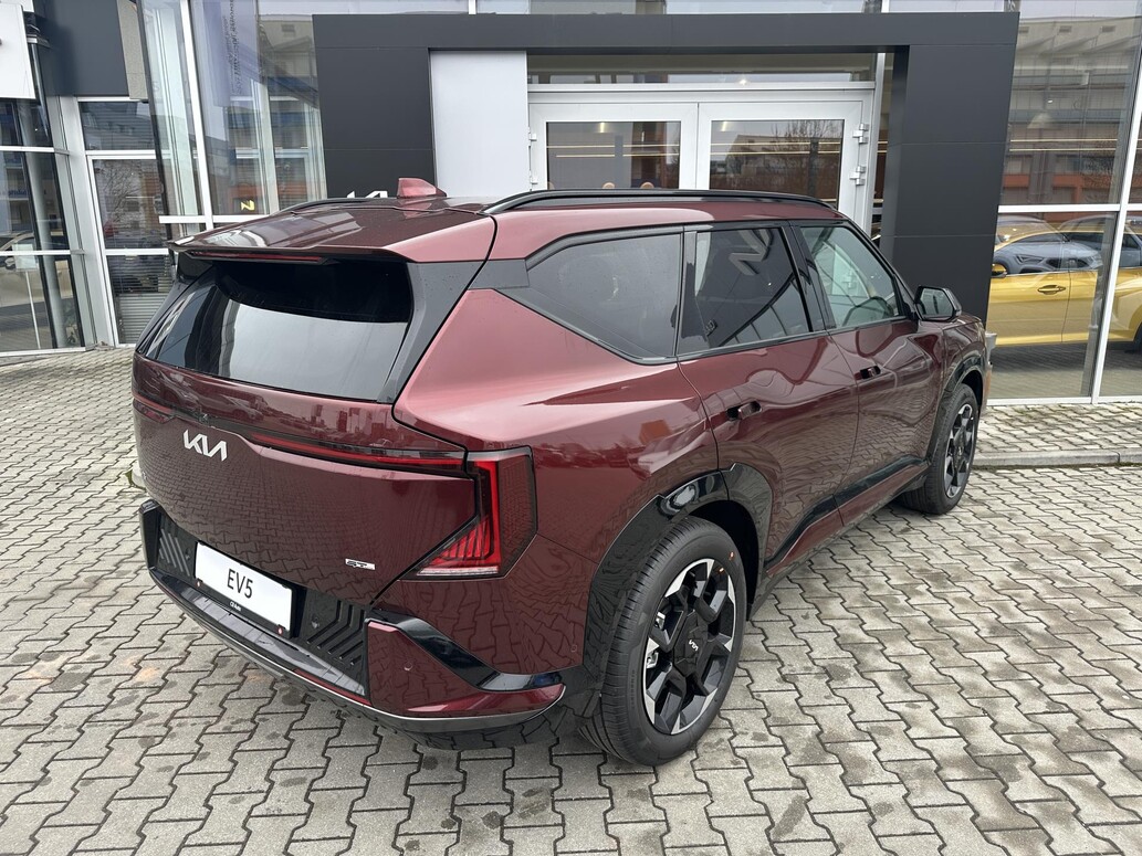 KIA EV5
