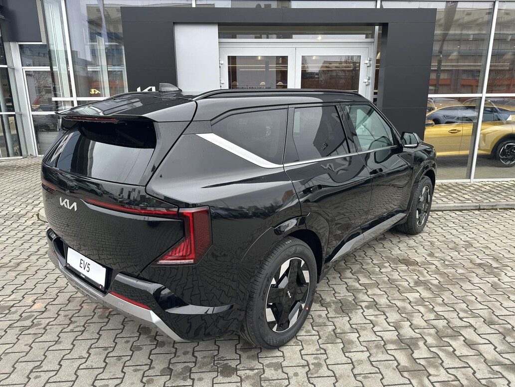 KIA EV5