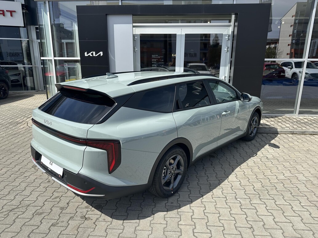 KIA K4 SW