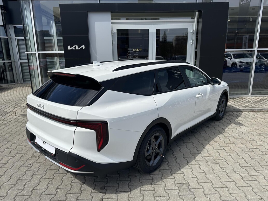 KIA K4 SW