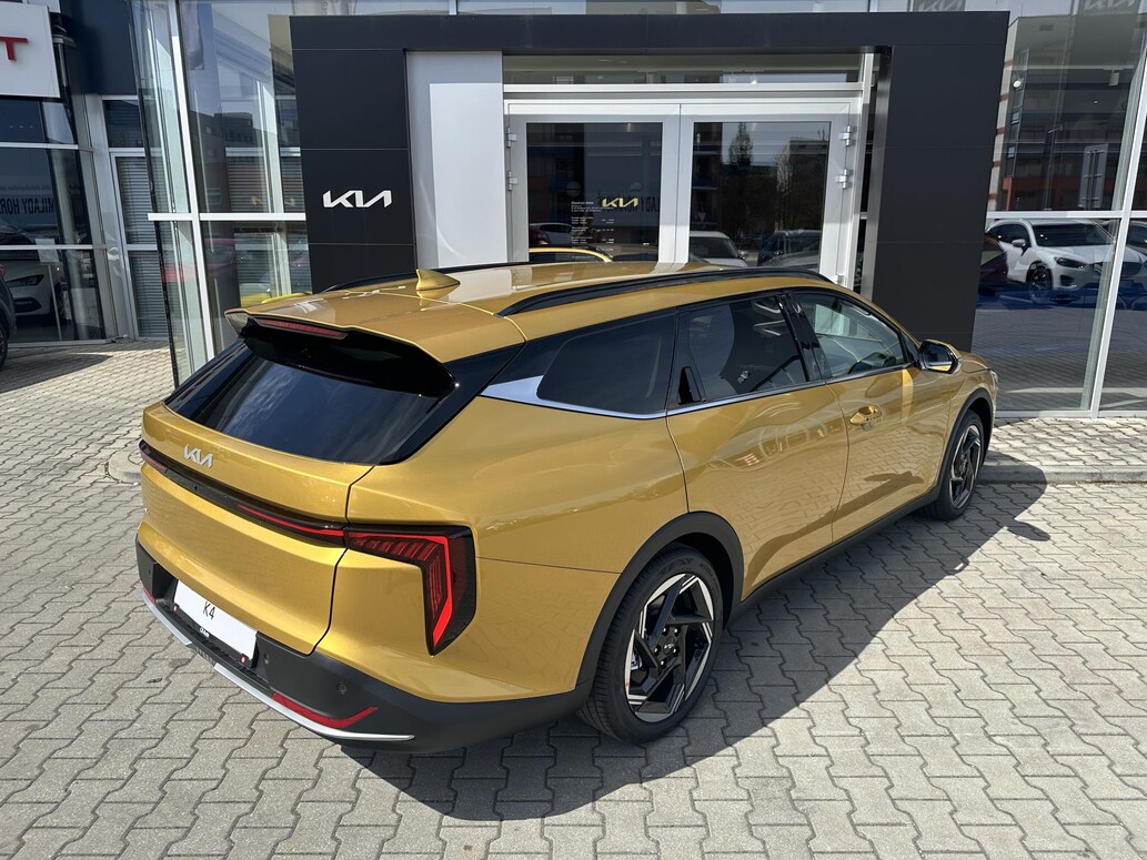 KIA K4 SW