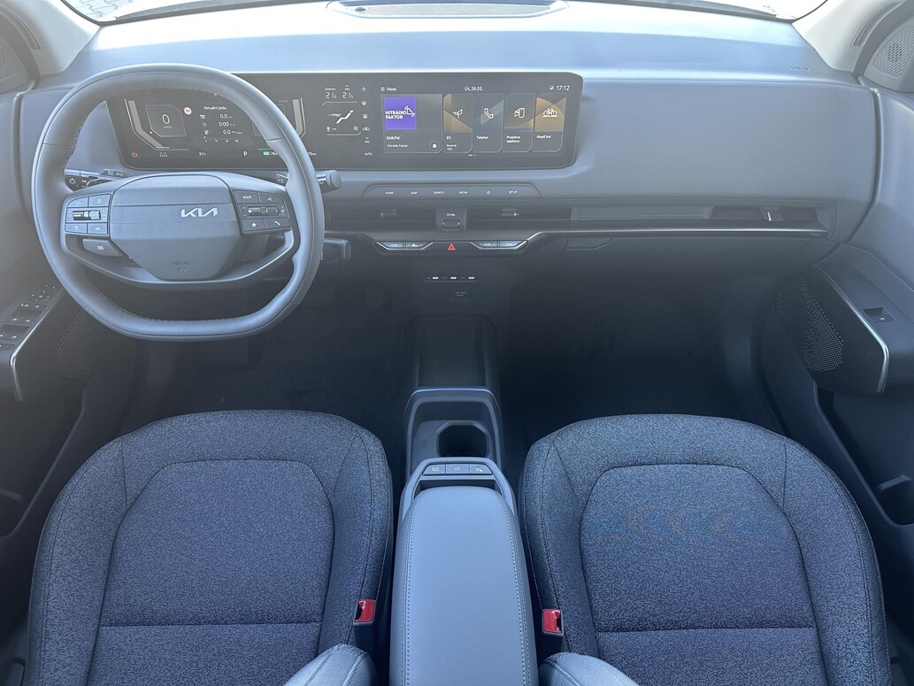 KIA EV2