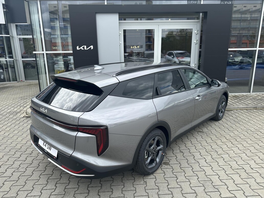 KIA K4 SW