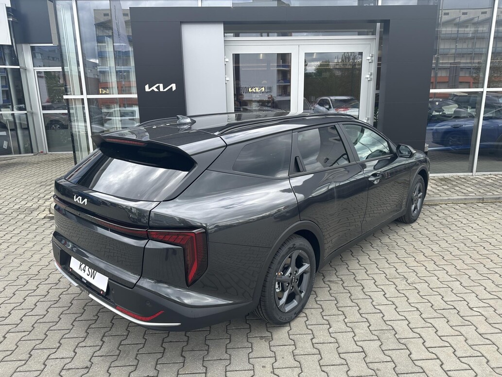 KIA K4 SW