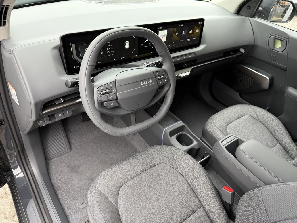 KIA EV2
