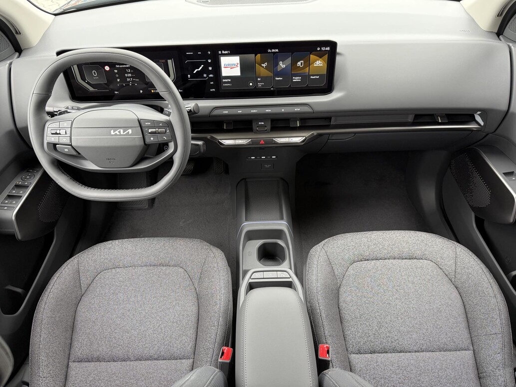KIA EV2