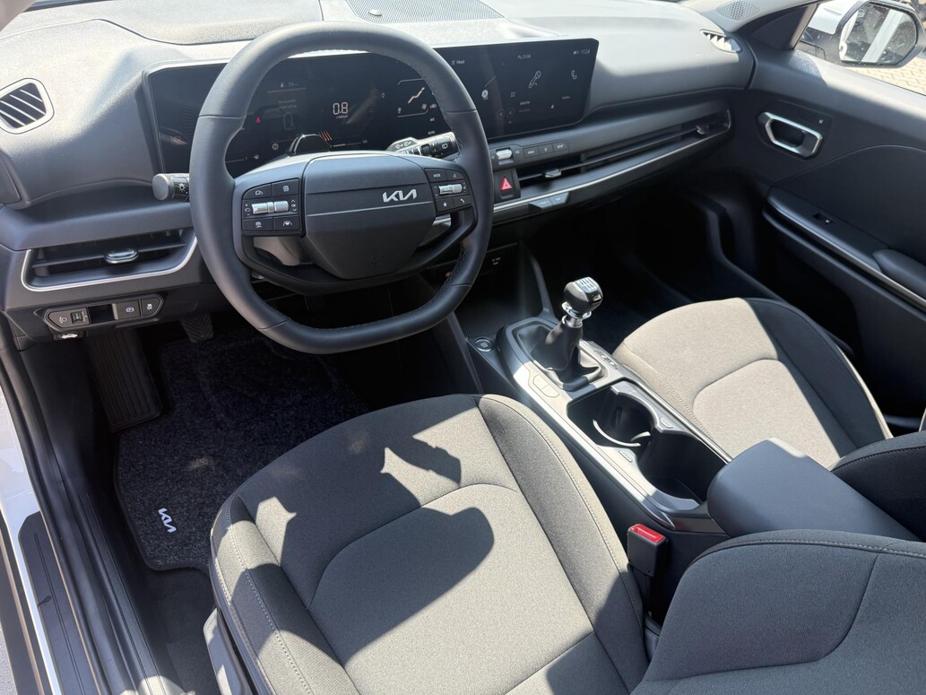 KIA K4