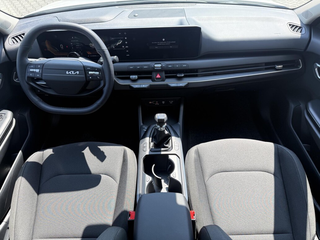 KIA K4