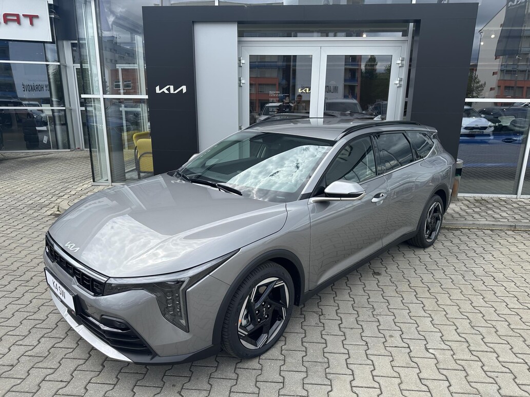KIA K4 SW