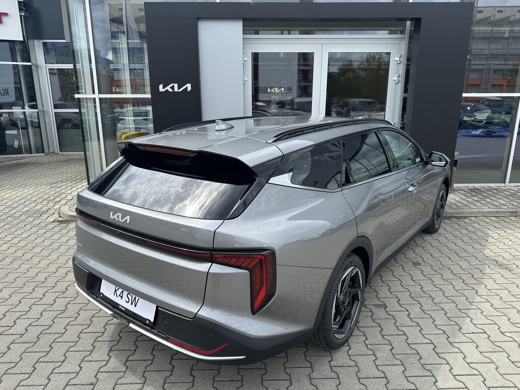 KIA K4 SW