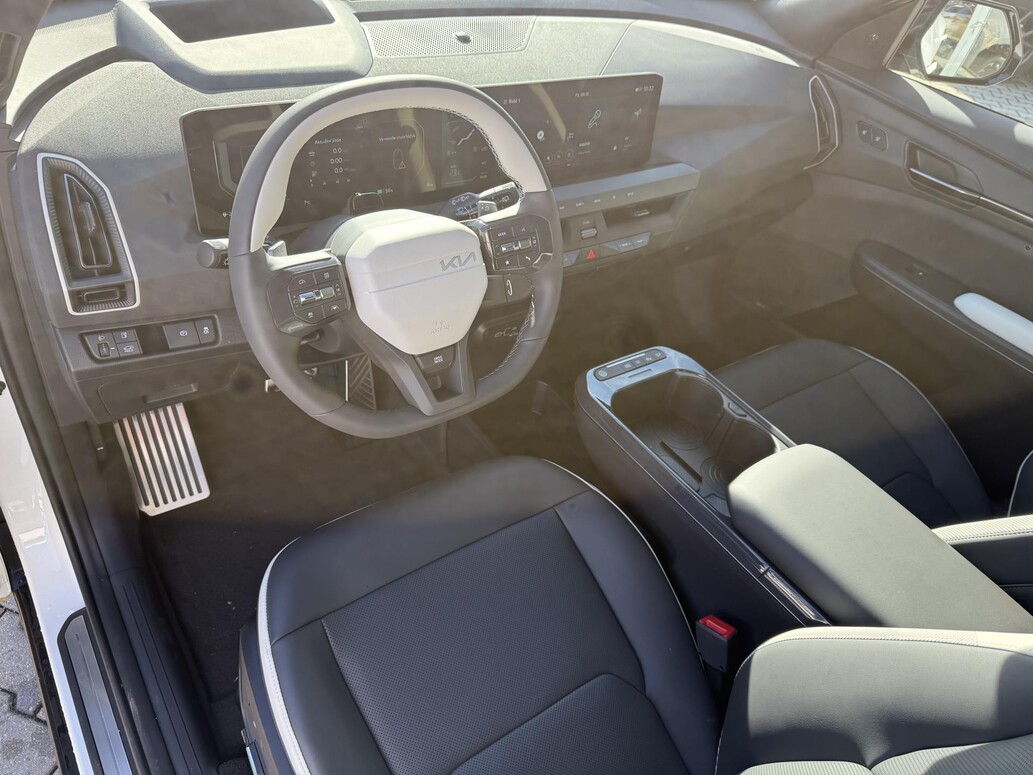 KIA EV5