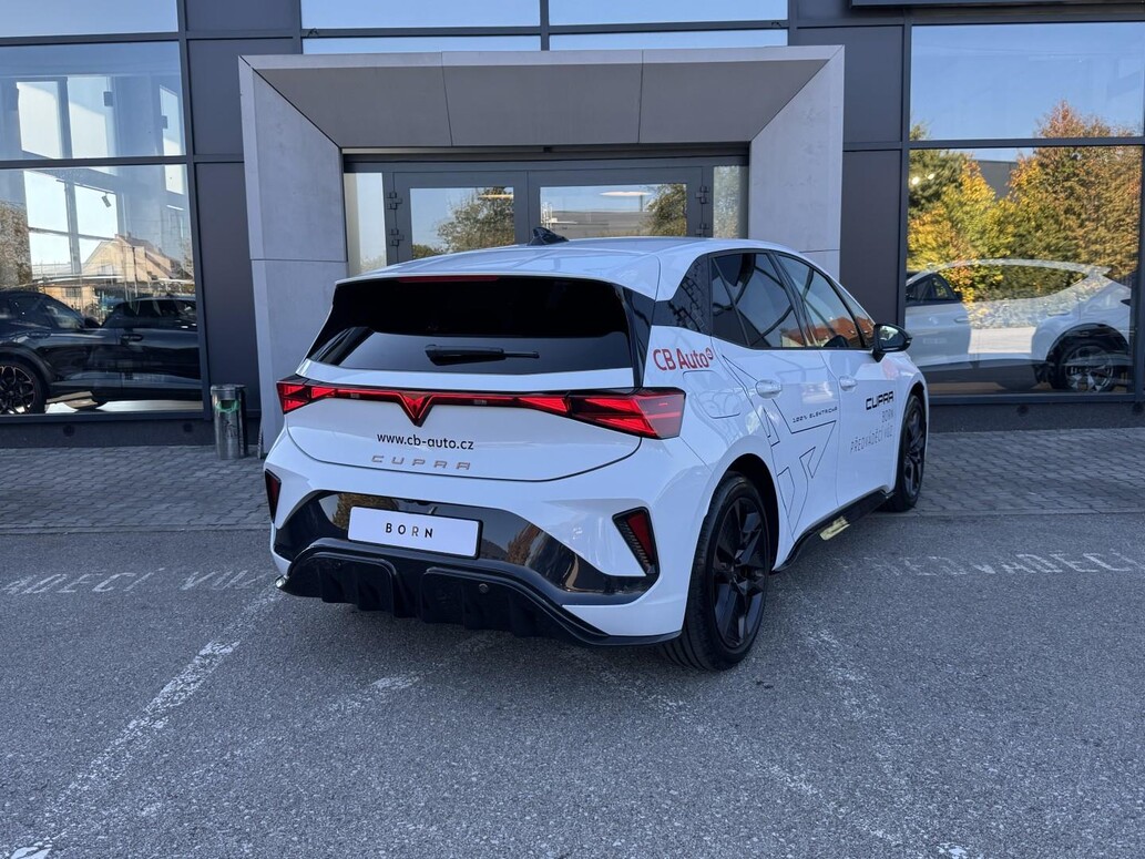 CUPRA Born