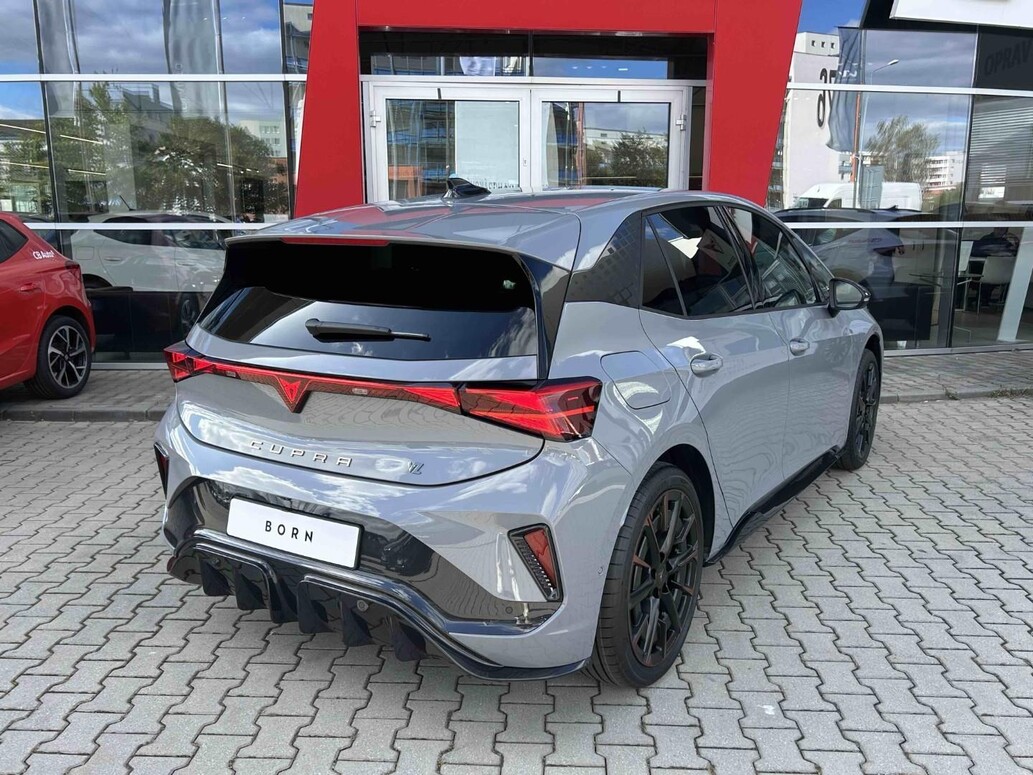 CUPRA Born, VZ