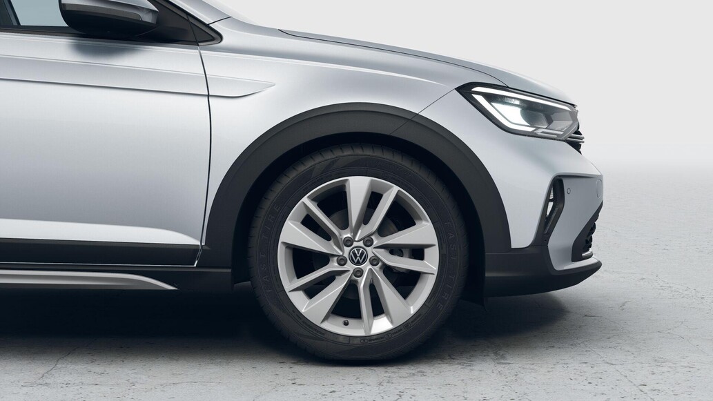 Volkswagen Taigo, People