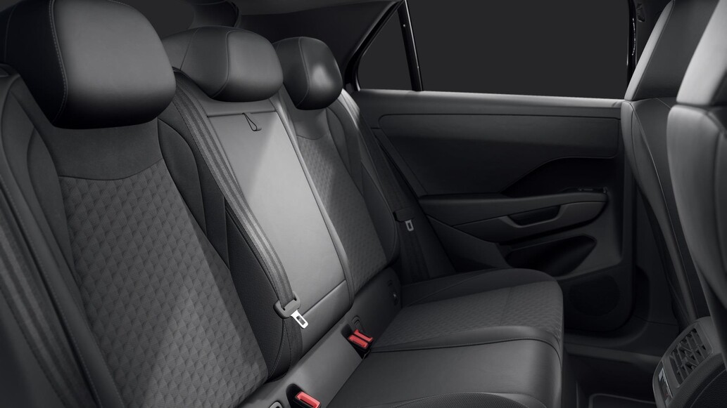 Volkswagen T-Roc, R-Line 1,5 eTSI 110 kW 7DSG