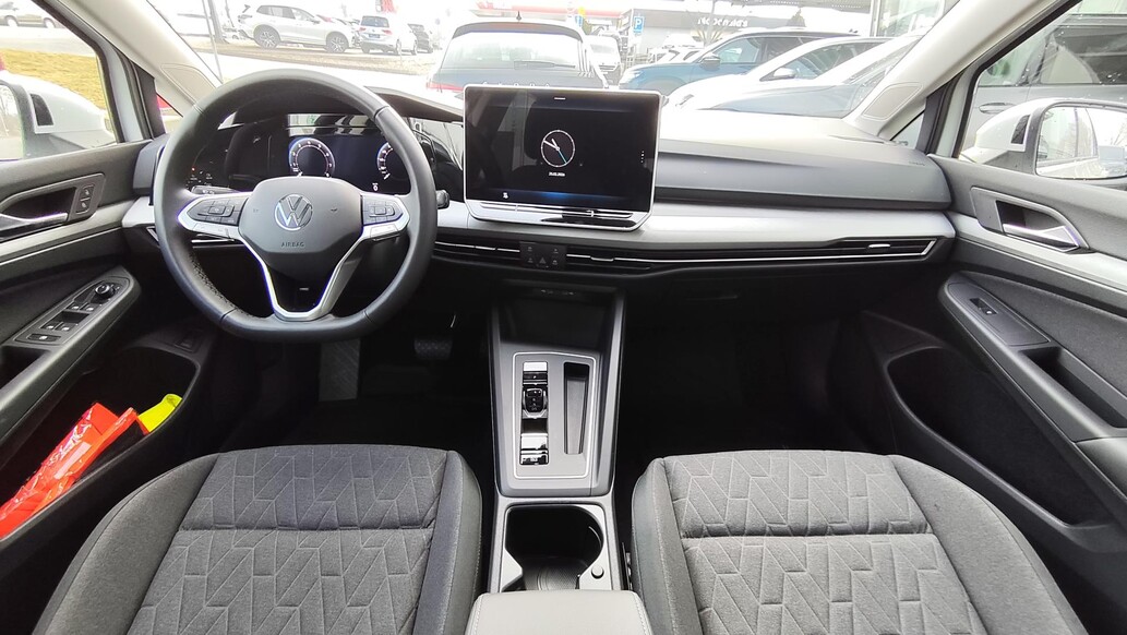 Volkswagen Golf Variant, People