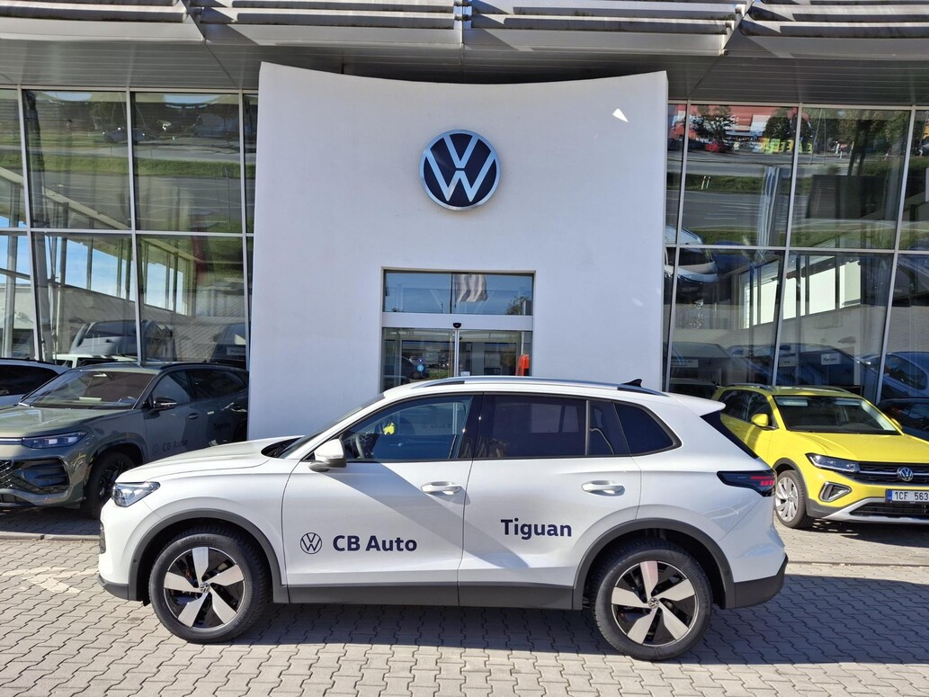 Volkswagen Tiguan, People
