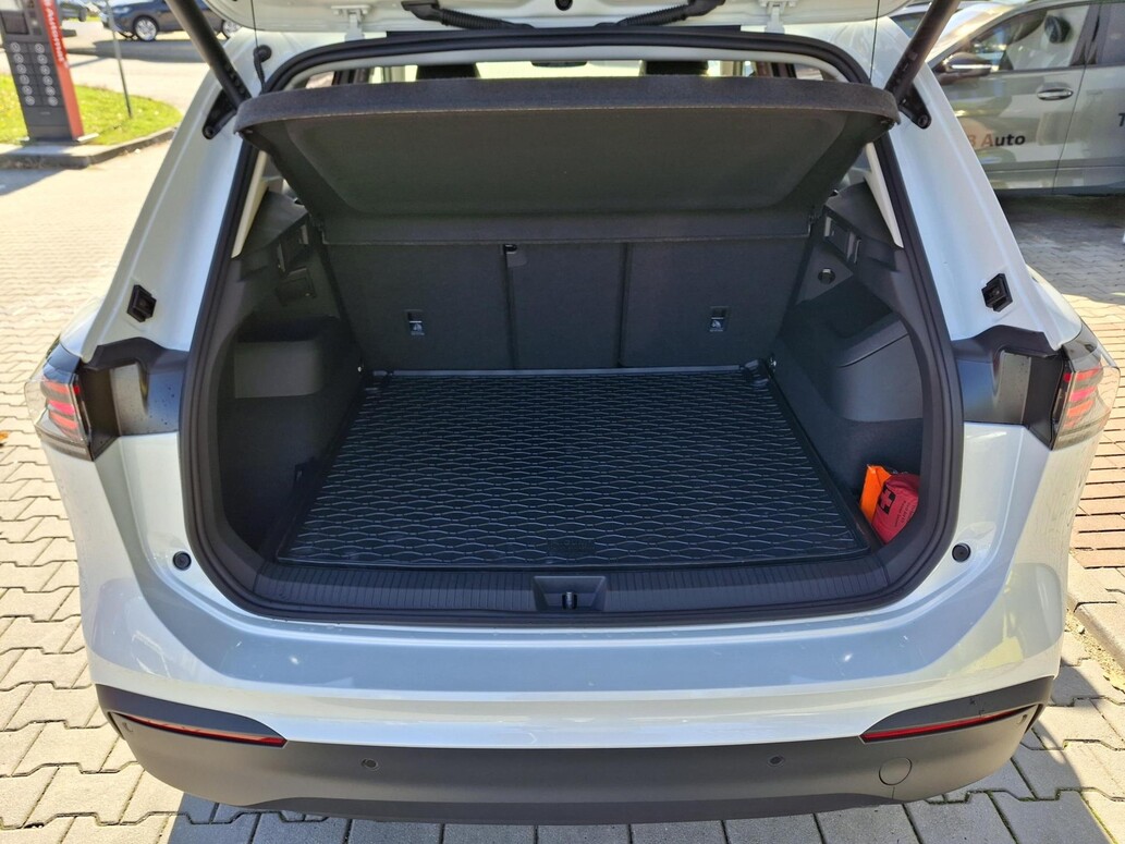 Volkswagen Tiguan, People