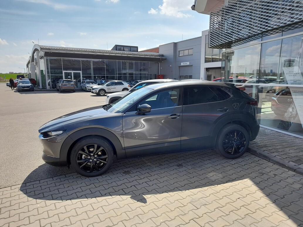 Mazda CX-30, Homura
