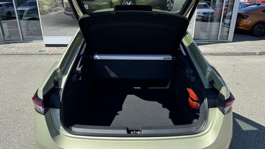 Škoda Superb, Selection