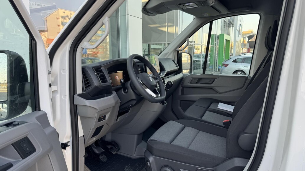 Volkswagen užitkové Crafter, SR