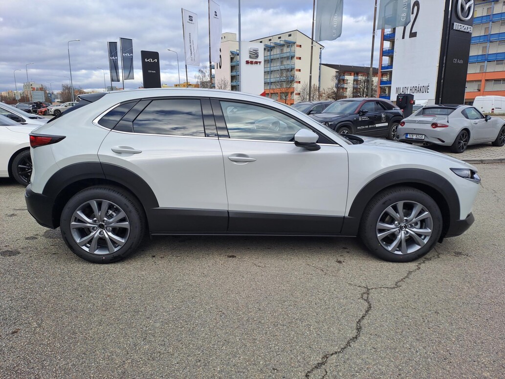 Mazda CX-30, EXCLUSIVE LINE